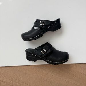Sanita Black Leather Clogs 7.5 Buckle Boho Minimalist